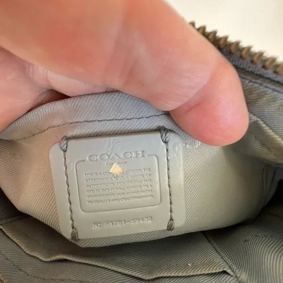 Coach Blue wristlet /small Bag - Picture 8 of 10